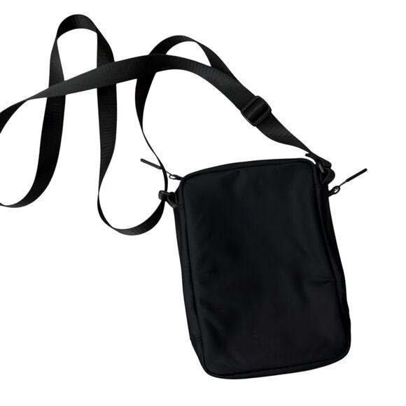 Lululemon Easy Access Crossbody Bag Black Purse Zip Pocket Adjustable Strap - Picture 2 of 10